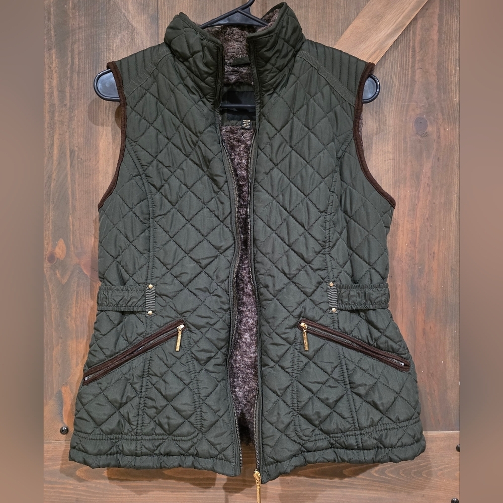 Weatherproof Ultra Soft Cozy Lining Quilted Vest Forest Green Size Medium